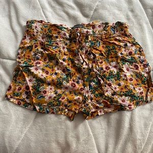 Short amazing for summer vibes. Very comfortable!